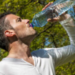 boire de l’eau après une séance de chiropraxie